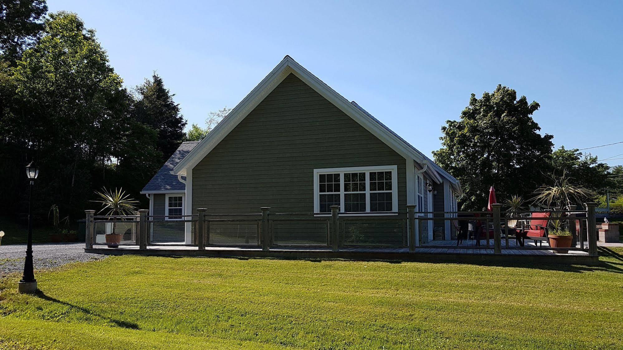 Prince'S Inlet Retreat Lunenburg Exterior photo