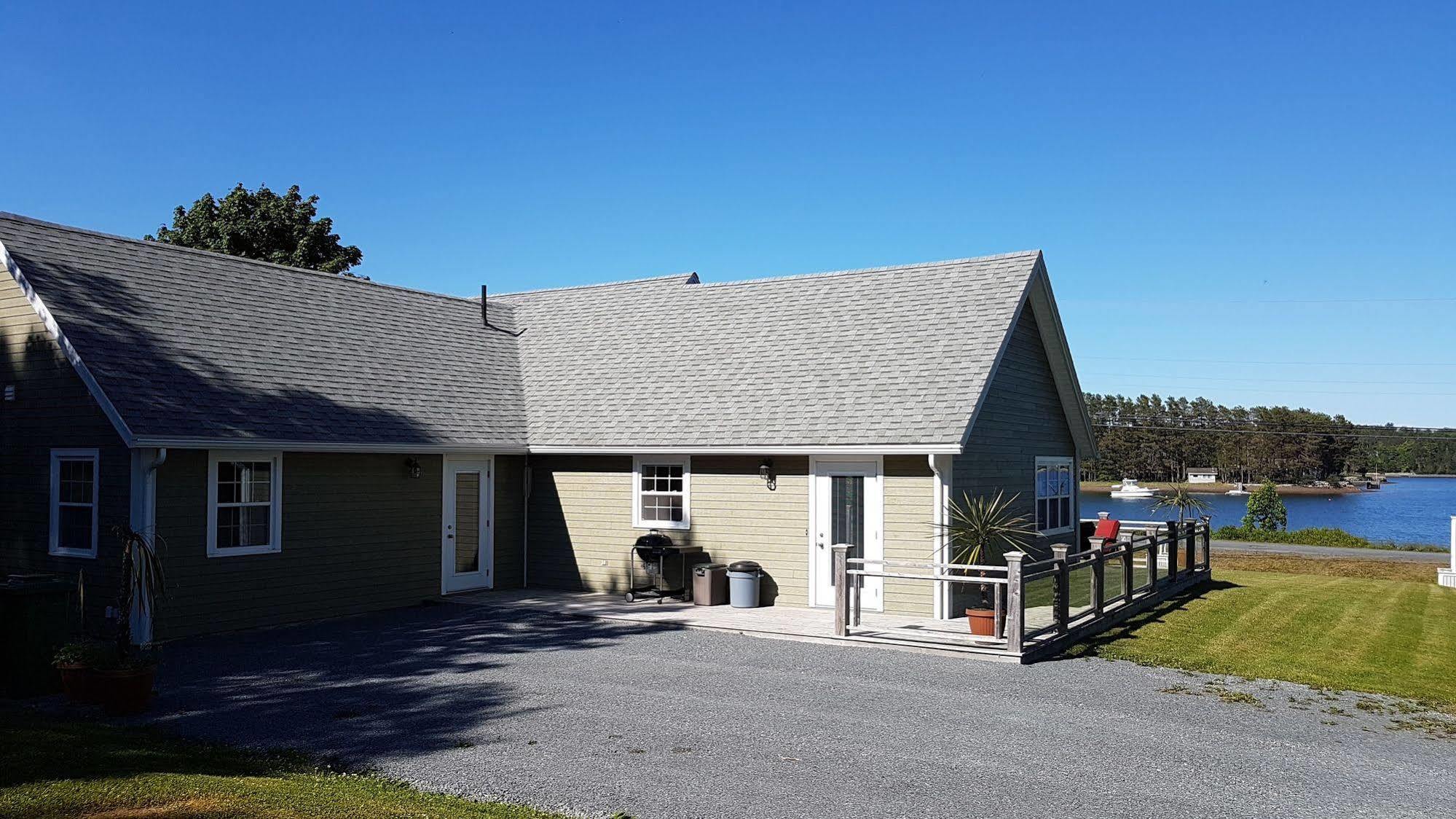 Prince'S Inlet Retreat Lunenburg Exterior photo